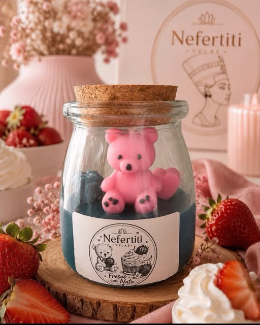 Vela Osito Fresas con Nata
